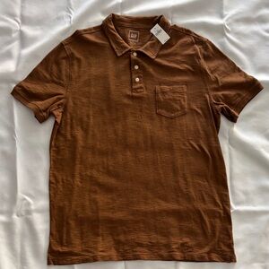 GAP Men's Chest-Pocket Polo in Warm Brown